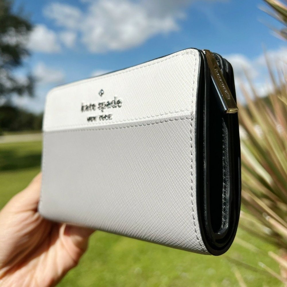 NWT Kate Spade Bifold Wallet - Picture 3 of 7